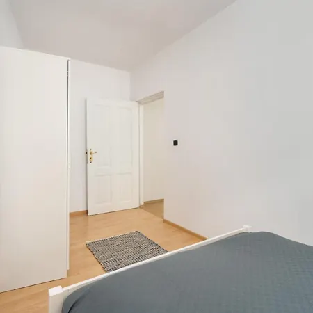 Bright & Comfortable Apartment Garbary 35 Poznan Old Town By Noclegi Renters Exterior foto